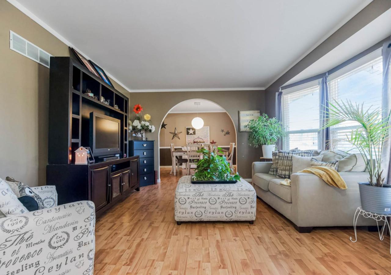 Becky & Marvels 420 Stay - Private Room Kansas City Exterior photo